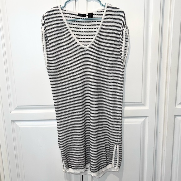 Tahari Crochet Stripe Poolside Swim Cover Up Dress Large Beach Resort - Picture 2 of 7